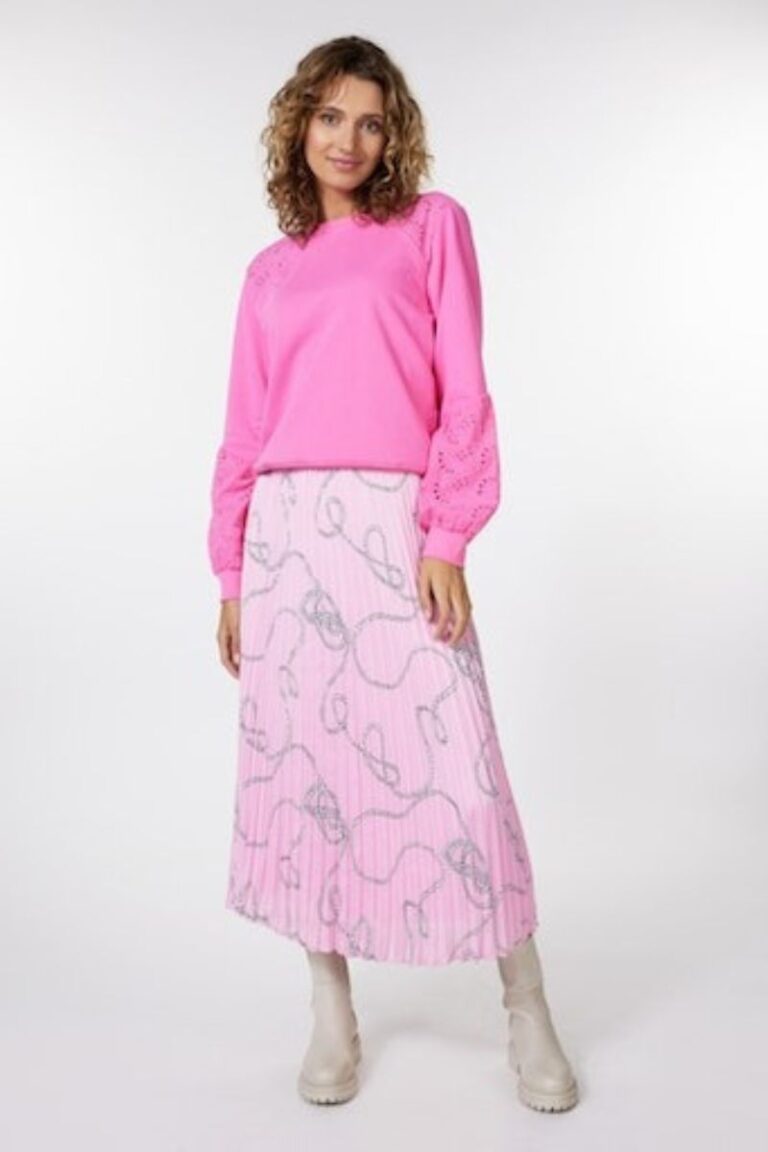 Jarní dámský svetr s plisovanou sukní od značky Esqualo kolekce jaro léto 2024